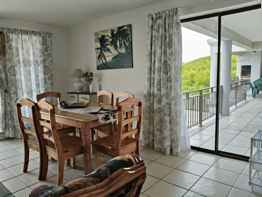 12 Bedroom Property for Sale in Paradise Beach Eastern Cape